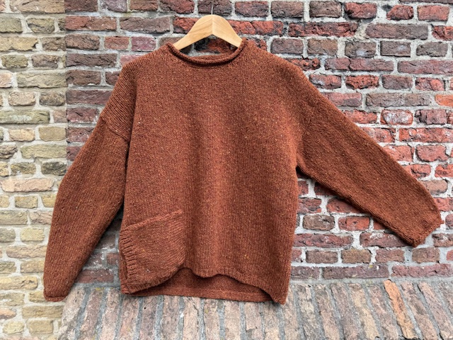 SJ700M One pocket curve back - Copper