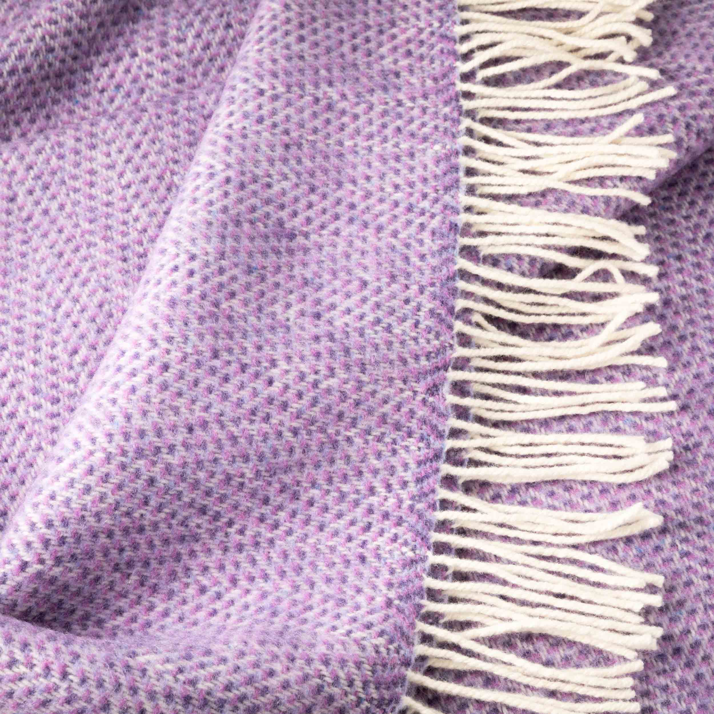 Merino/Cashmere Paarse Visgraat plaid