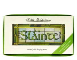 Glas-in-lood Slainte sign