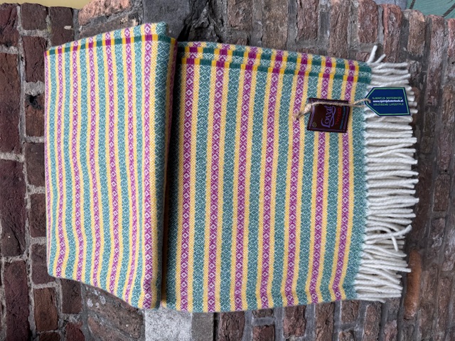 11. Fair Isle deken Flessengroen/Geel/Bordeaux