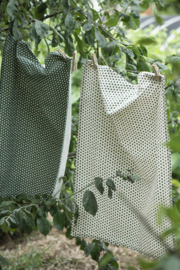 Tea towel green w/dots