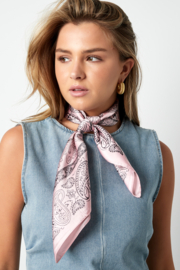 Farm life scarf Pink