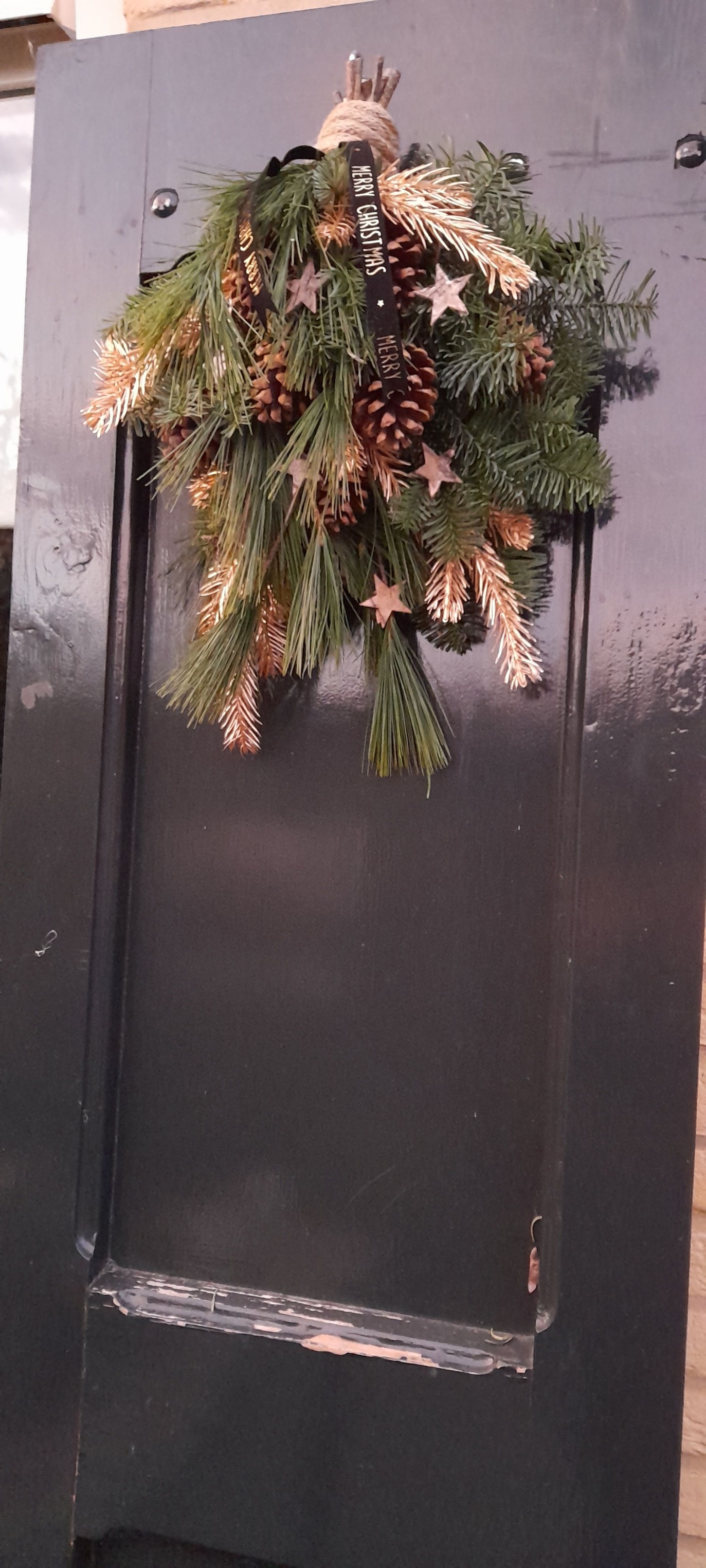 Handgemaakte kerstdecoraties en opdrachten