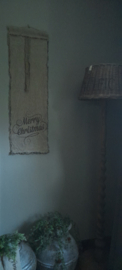 Shabby wall linen