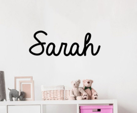 Naamsticker Model Sarah | leuke sticker voor op de deur,  de muur  in de kinderkamer of kinderstoel