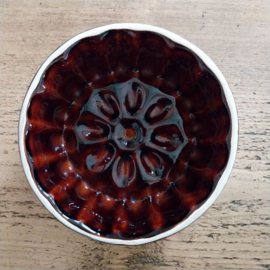 Oude bruine puddingvorm bloem ø16 cm