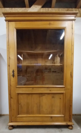 Oude eendeurs servieskast 112*49*183 cm