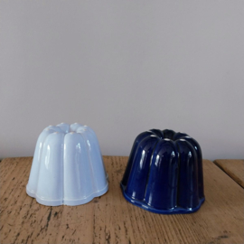 Twee kleine puddingvormen grijs blauw ø9*6,5 cm