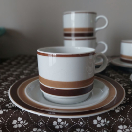 Setje van 5 kop en schotels jaren retro vintage jaren '60/'70