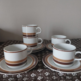 Setje van 5 kop en schotels jaren retro vintage jaren '60/'70