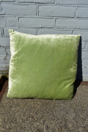 Kussen crushed velvet  nile green (Linen & More)