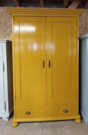 Tweedeurskast mosterdgeel 122,5*57*187 cm