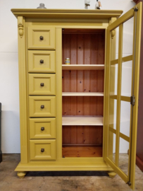 Meidenkast  met laatjes mosterdgeel 90,5*51*150 cm