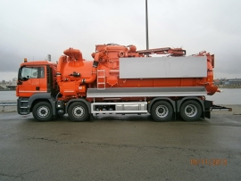 8000m3h dry products suction truck