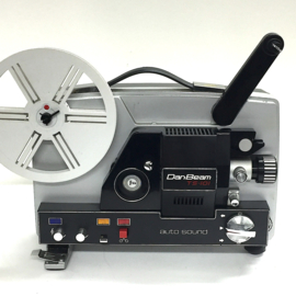 Nr.8868 -- Dam Beam TS-101 Auto Sound  super 8 mm films met of zonder geluid, 100 watt halogeenlamp, 180m. spoelen heeft service beurt gehad en werkt naar behoren
