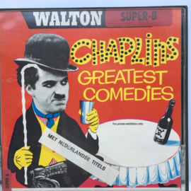 Nr.7163 --super 8 silent-- Charlie Chaplin op de rolschaatsen, met ned.titels, zwartwit ongeveer 60 meter in orginele doos en op spoel