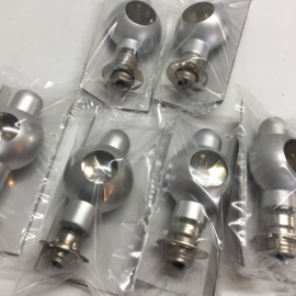 R.396 -- Projectorlamp  8V / 50W, Lampvoet: P30s Lampvorm: Ellips Voltage: 8V Wattage: 50W  voor de wat oudere projectoren, old stock, prijs per stuk.