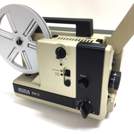 Nr.8677 -- De Eumig 614 D GOLD een later type  is geschikt voor standard 8 mm & super 8 mm film,lamp: 12V 100W GZ6,35 EFP, projectiesnelheid: 6, 9, 18 fps, zoomlens heeft service beurt gehad en is in perfecte staat