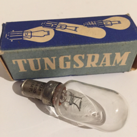 Nr. R192 Tungsram lampje met bajonet sluiting 6 volt 25watt nr 6405 zie afbeelding