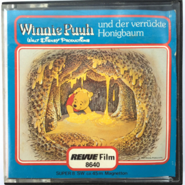 Nr.7272 --Super 8 sound--Winnie the Pooh de honing boom, ongeveer 50 meter zwartwit met Engels geluid op spoel en in orginele doos
