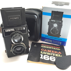 Voor de echte verzamelaar jaren 1975/1980, orginele LUBITEL-166B LOMO Camera Soviet USSR TLR Medium Format 6x6, met tas, orginele doos en handleiding, camera is in prima staat