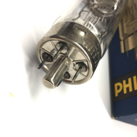 Nr.  A211-- Projection lamp Philips 125V 500W G17Q Typ6282C/05 Sockel unten 4 pin
