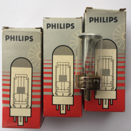 Nr. R212  Philips projectie Lamp G17Q,  230V - 150W, nr. 6284C/05, SYL-182, Osram: 58.8295 bwX