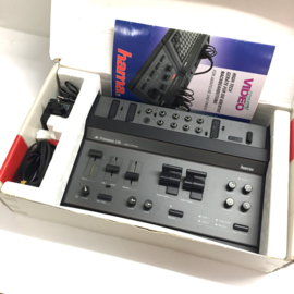 Nr.8742 -- HAMA AV processor 126 voor beeld en geluid voor oa. Hi8/Video 8/VHS/VHSc in orginele doos