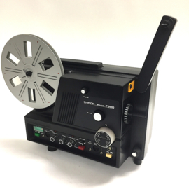 Nr.8844 -- Chinon Sound 7500 voor super 8 mm film met of zonder geluid,met Chinon Zoom f: 1,3 F: 15-30 mm zware halogeenlamp: 150 W, 15 V, EFR,  spoel capaciteit: 180 m.mooie zware projector, heeft service / revisie beurt gehad en werkt prima