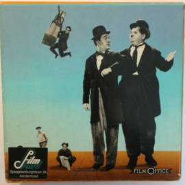 Nr.6781 --Super 8--Laurel en Hardy oliver de achtste, zwartwit 60 meter silent in orginele fabrieks doos