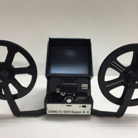 Nr.8745 -- ERNO   E 1201 Super 8 filmviewer, voor 180m.spoelen,beeldscherm 10 x 12cm. heeft service beurt gehad en werkt goed