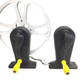 Zware metalen professionele 16mm omspoelers van Newmade Dynamic, geschikt voor 600 meter spoelen, met rem en aan beide zijde heen en terug te spoelen, zware zwarte uitvoering