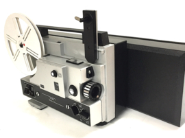 Nr.8875 -- Imac 300 de luxe voor alleen super 8 mm films zonder geluid, halogeenlamp 100W, 120 meter spoelen heeft service beurt gehad en werkt naar behoren