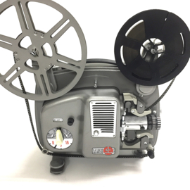 Nr.8857 -- Projector voor Normaal/dubbel 8 films zonder geluid Bolex-Paillard 18-5 L Normaal 8 Automatic, 120 meter spoelen, Bolex Hi Fi 15-25 mm,  gegoten aluminium machine, deksel aanwezig heeft service beurt gehad en werkt goed
