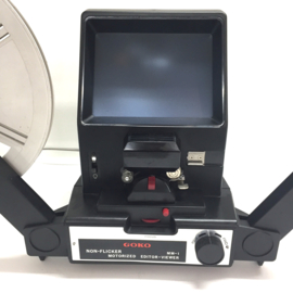 Nr.8653 --GOKO MM-1 Electrische motor Viewer voor Super 8 films, Non-Flicker motorized editor viewer , film vervoer: elektrische motor, projectie snelheid: variabel, heeft service beurt gehad en werkt goed