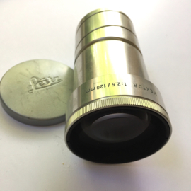 PL023 -- projectie lens LEITZ Wetzlar germany colorplan 1;2,5/ 120mm.doorsnee 46,5MM lens is in goede staat