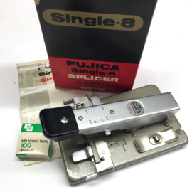 Fujica Super 8 splicer, nieuw met handleiding en nieuwe rol tape voor 100 lassen, in orginele doos