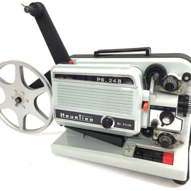 Nr.8890 -- Heurtier P6-24 Bi-Film super8/dubbel8 films 100w. halogeenlamp, deze projector is echt voor de gevorderde filmer, heeft service beurt gehad en werkt naar behoren