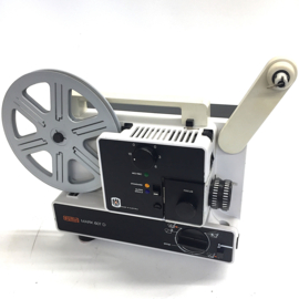 Nr.8900 --Eumig Mark 607 D film projector voor Super 8 en dubbel 8 mm films zonder geluid, halogeenlamp, 120m.spoelen , Projectie snelheid: 3, 6, 9, 12, 18 fps, heeft service beurt gehad en werkt goed
