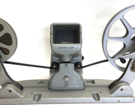 Zeiss Ikon 16mm filmviewer , mooi scherp beeld , is klein en compact, geheel inklapbaar zie foto's, met omspoelers van Siemens geschikt voor 500 meter spoelen, heeft service beurt gehad en werkt goed