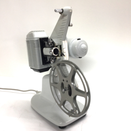 Nr.8883 --Dubbel 8-- prachtige Nilus Italiaans design witte 8 mm projector,  incl.spoel, snoer  220V.