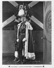 Nr.2029 - Dubbel 8 -- The King on Main Street (1925)Dolphe Menjou speelduur 60 minuten de COMPLETE film | Comedy, Romance | 25 October 1925 (USA) zwartwit orgineel silent