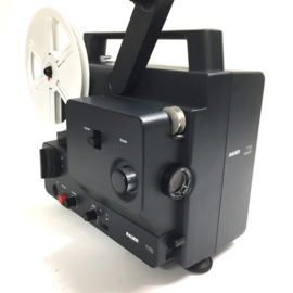 Nr.8831 -- Bauer T170 Sound Filmprojector voor Super 8 mm films met en zonder geluid, zeer makkelijke bediening zoomlens: Isco- f 1,5 F: 16,5-30 mm , Spoel capaciteit: 180 m. heeft service/revisie beurt gehad en werkt goed en makkelijk