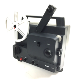 Nr.8831 -- Bauer T170 Sound Filmprojector voor Super 8 mm films met en zonder geluid, zeer makkelijke bediening zoomlens: Isco- f 1,5 F: 16,5-30 mm , Spoel capaciteit: 180 m. heeft service/revisie beurt gehad en werkt goed en makkelijk