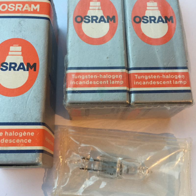 Nr. R202   OSRAM halogeenlamp 12 volt 20W nr.64425