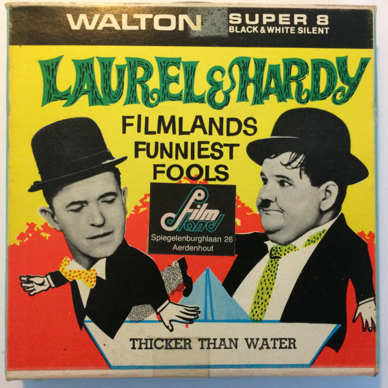 Nr.6795 --Super 8--  Laurel en Hardy  Thicker than water,  zwartwit 60 meter Silent in orginele fabrieks doos