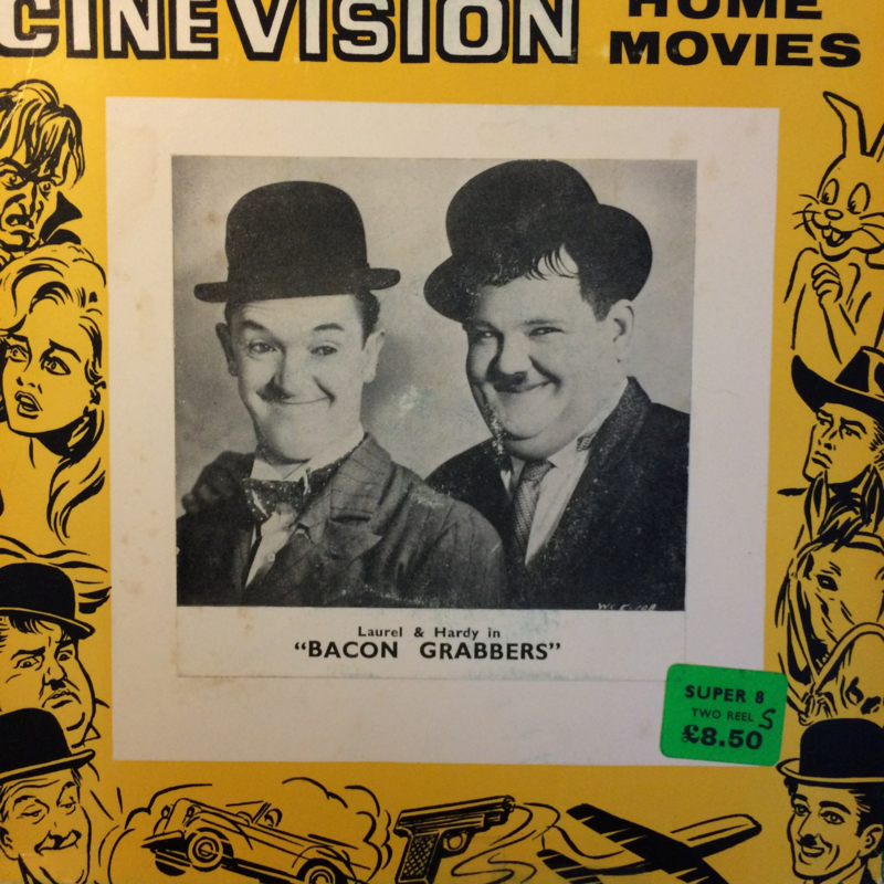 Nr.6530 -- Super 8 sound-- Laurel en Hardy Bacon Grabbers, zwartwit met Engels geluid op 120 meter spoel en in orginele fabrieks doos