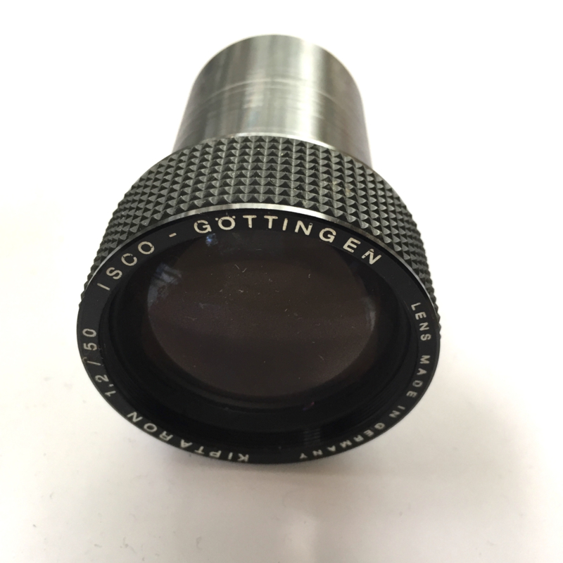 PL036 --16mm Projectielens Isco Gottingen Kiptaron 1.2/50mm voor 16mm filmprojectoren, diameter 42,5mm,