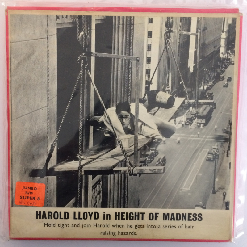 Nr.6590 - Super 8 silent ,Harold Lloyd in Height of Madness,  Zwartwit Silent,speelduur ongeveer 20 minuten (120m.), in orginele fabrieks doos