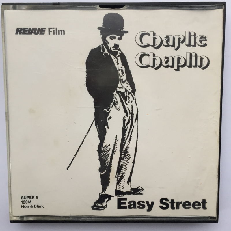Nr.7148 -- Super 8 Charlie Chaplin Easy Street zwartwit silent 120 meter in orginele doos
